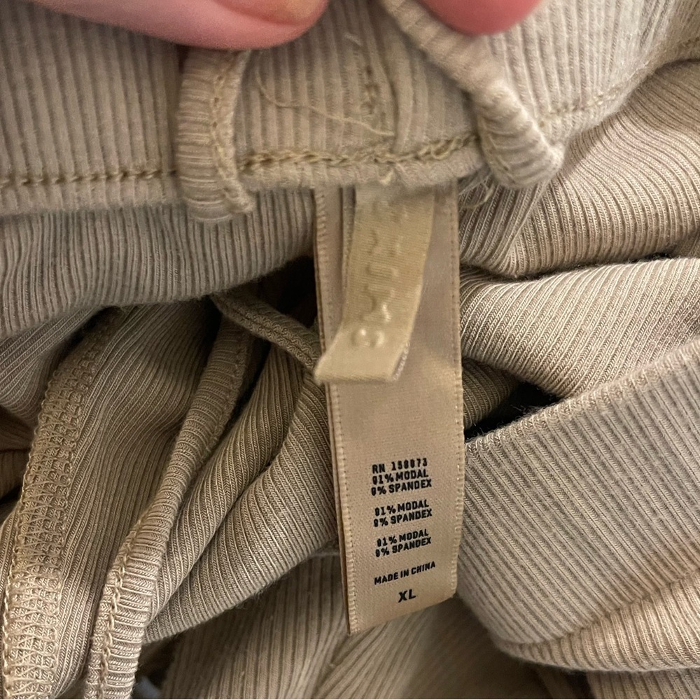 Skims ribbed lounge pants loose fit drawstring waist oatmeal XL - Picture 6 of 6